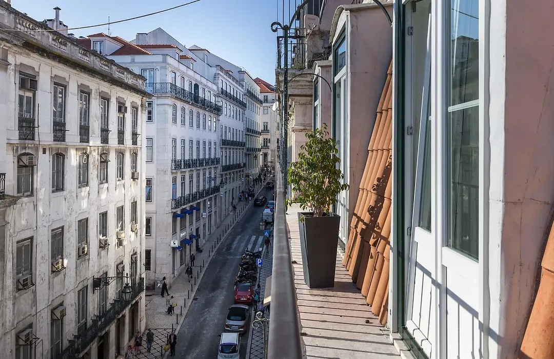 Dream Chiado Apartments-1
