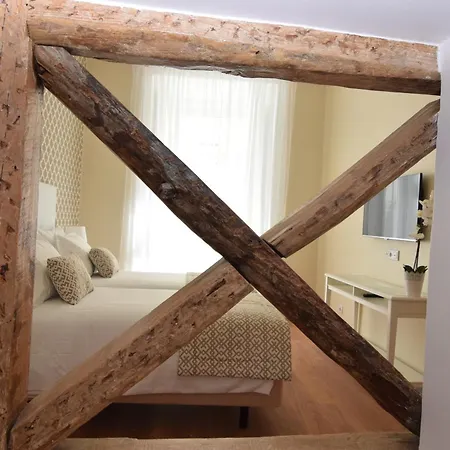 Dream Chiado Apartments-3